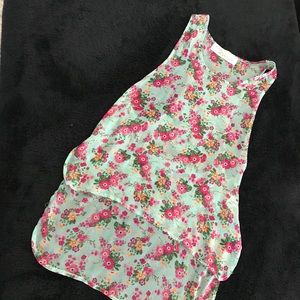 Women’s floral tank top size Small